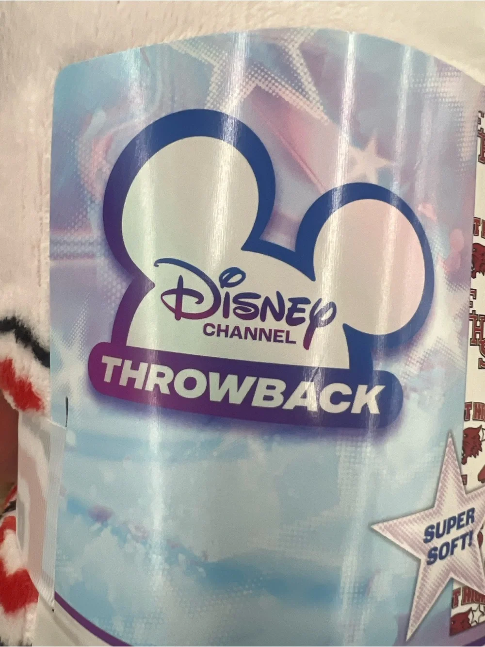 DISNEY HIGH SCHOOL MUSICAL THROW. BRAND NEW. 50 inch x 70 inch.